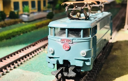 Locomotive électrique