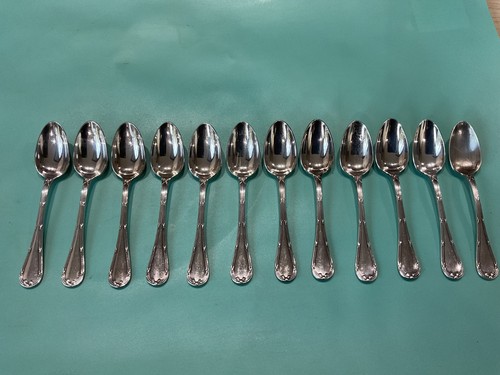 Service cuillères à - 12,