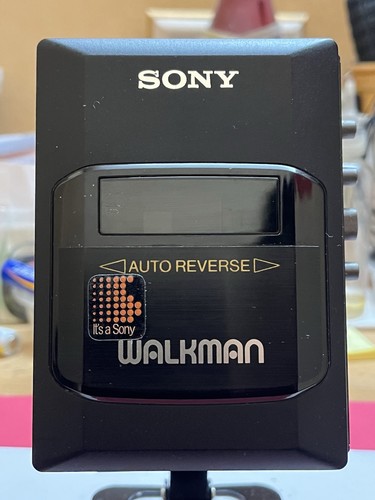 Sony portable cassette - 🟡sony,
