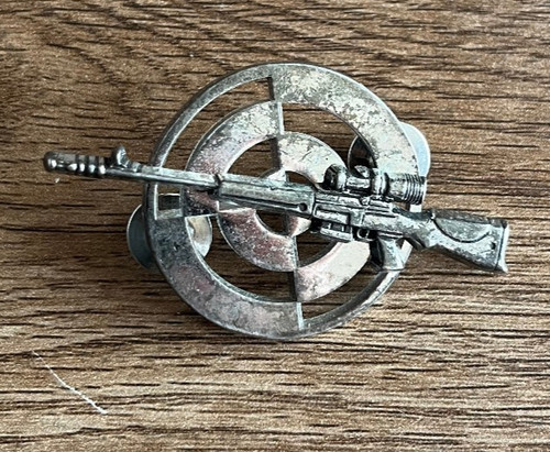 Insigne militaire n425 tireur - insigne,