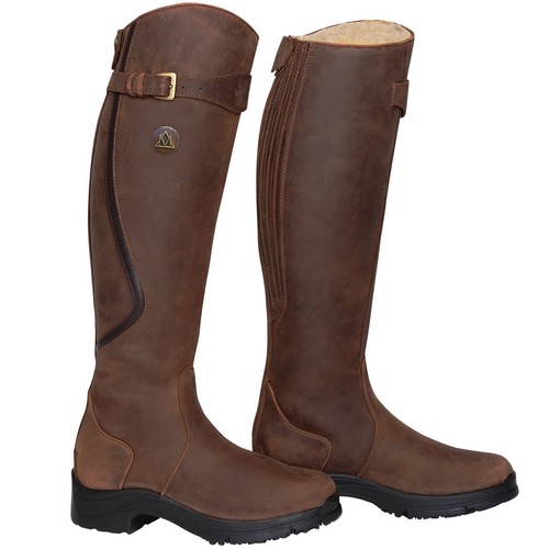 Mountain horse women - mountain,