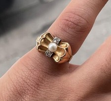 Bague en Or Jaune 18 Carats / Perle + Roses / Réf MP2501