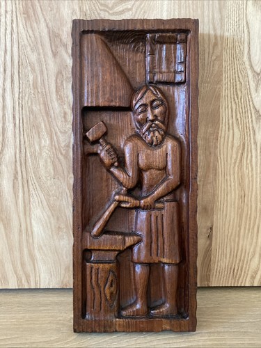 Forgeron sculpté bois - forgeron,