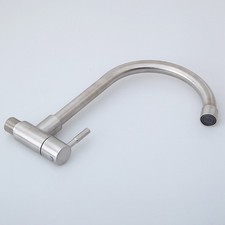 Robinet Mural Cuisine