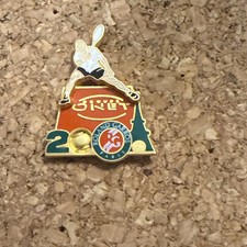 Rare Pin's Roland Garros ONET 2001 numéroté Arthus Bertrand