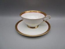 Tasse à café ancienne en