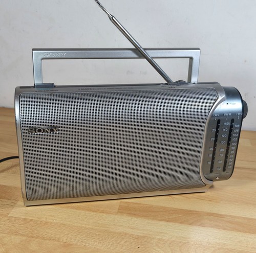 Radio portable sony - sony, 704