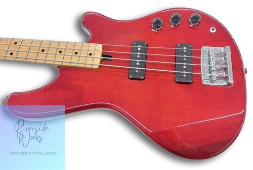Guitare basse électrique