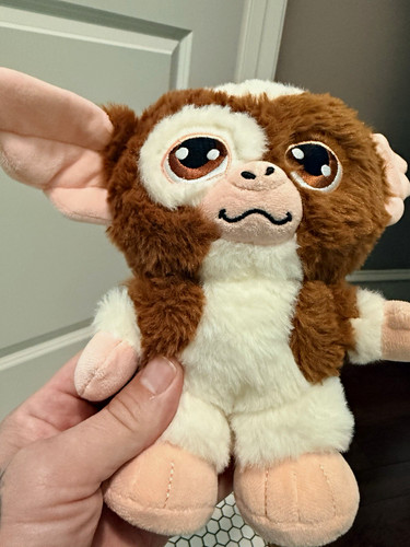 Warner bros gremlins gizmo - bros,