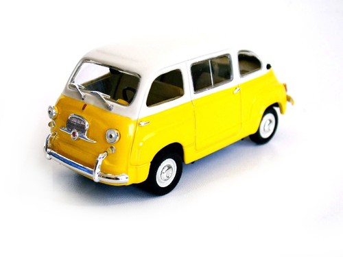 Fiat 600 multipla 1963 - 1/43,