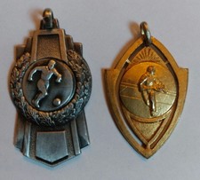 Lot de 2 médailles sportives