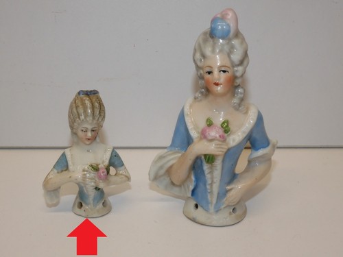 Tres petite demi - petite,