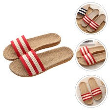 1 paire de pantoufles