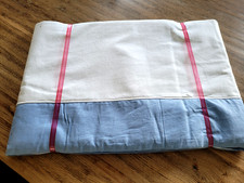 paire d'anciens draps