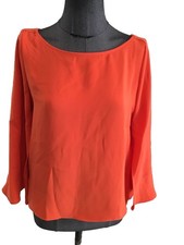 Très Belle Blouse Cape Rouge