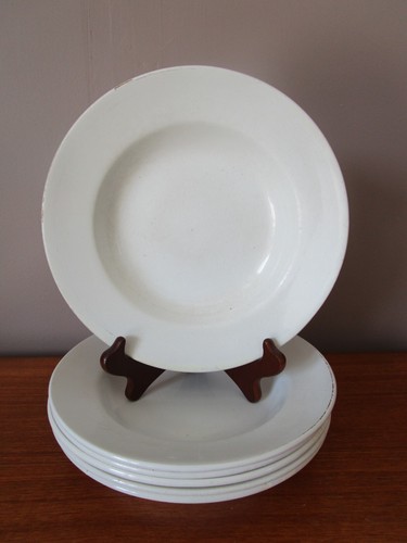 Assiettes creuses blanches - assiettes,