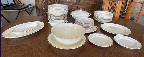 Service table pièces - de,