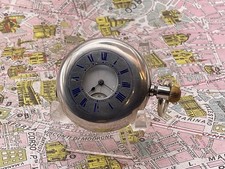 Waltham Royal. Œil de Bœuf