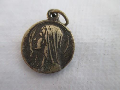 Ancienne médaille religieuse - ancienne,