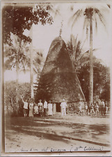 Nouvelle Calédonie, Base d'un chef Canaque (Kanak) et famille française, Ti