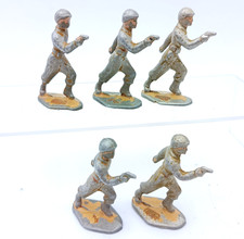 Lot 5 figurines QUIRALU