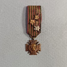 REDUCTION DE LA MEDAILLE DES CROIX DE FEU ANCIENS COMBATTANTS DE 1914 1918
