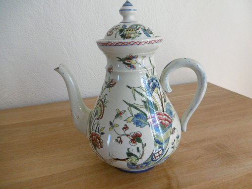 Cafetiere gien faience - gien, xixème