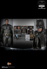 Hot Toys Batman Ben Affect
