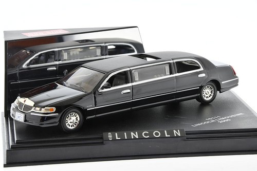 Lincoln limousine 2000 - 2000, 1/43