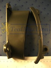 2 garnitures plastiques G/D de