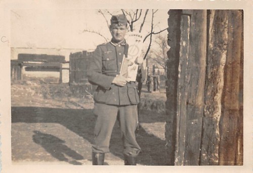 Soldat achète fusil - soldat, en