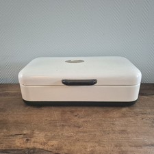 Ancienne BOITE À PAIN