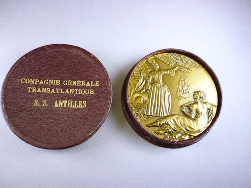 Médaille bronze doré