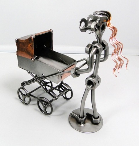 Femme avec landau - et, bébé