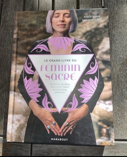 Grand livre féminin - féminin, du