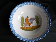 Grand saladier ancien en faïence de St Clément décor de coq