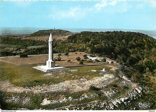Carte postale vezelise - -,