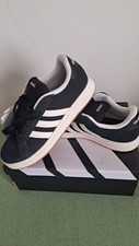 Chaussures Mixte Adidas