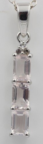Pendentif quartz rose de - pendentif,