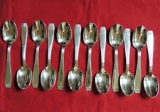 12 cuillères à soupe