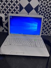 Pc portable blanc 15 ‘ TOSHIBA SATELLITE L750D