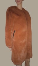 * MAJE *- Manteau fausse fourrure modèle  GEMILA CARAMEL Taille 36