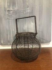 ANCIEN PANIER A OEUFS AVEC
