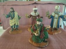4  Santons de crèche de Noël Oliver