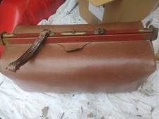 ancienne sacoche en cuir de