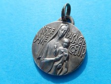 MEDAILLE  NOTRE DAME Du sacre