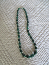 ancien collier en malachite