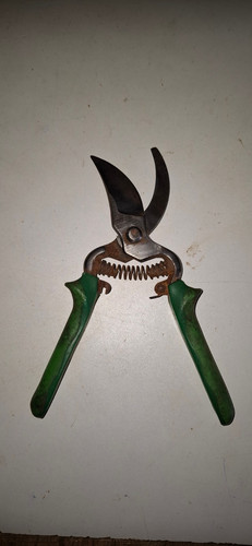 Secateur ancien de - ancien,