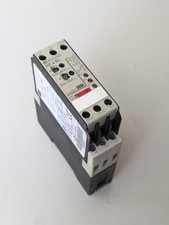 Relais temporisé télémécanique RE4 RL13BU   