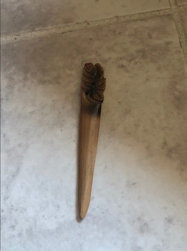 Coupe papier ouvre - papier, bois